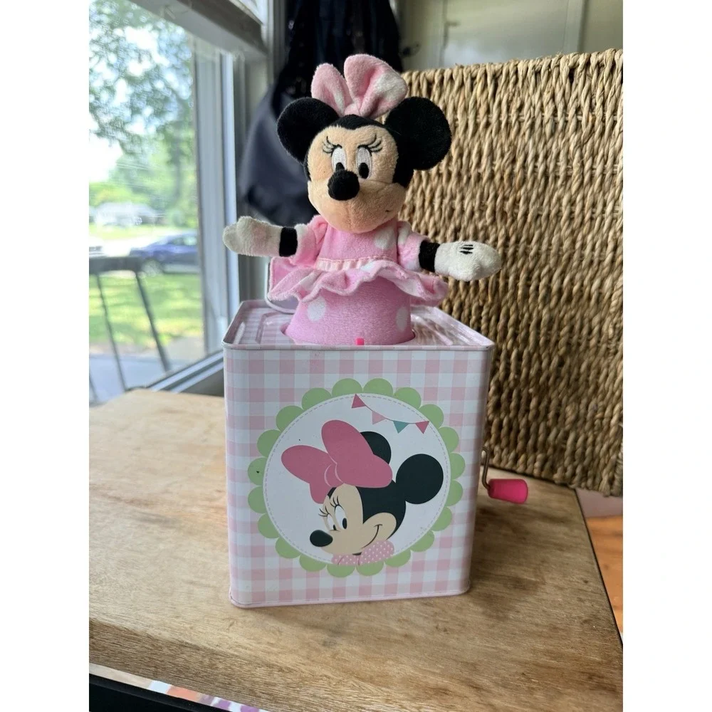 Disney 2014 Minnie Mouse 